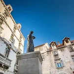 Luxury Rooms & Apartment - Riva & Sea View In Diocletian Palace Split