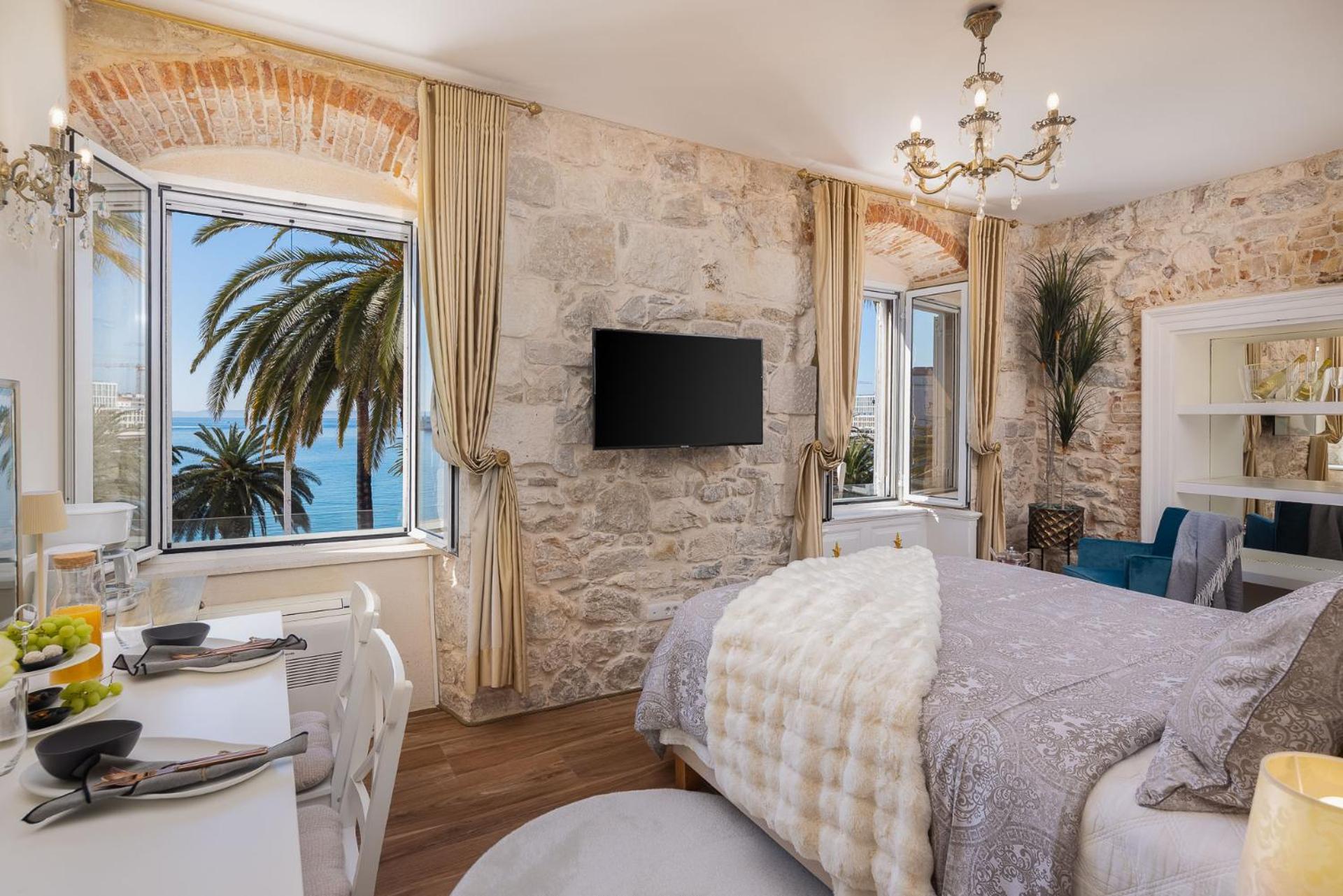 Luxury & - Riva & Sea View In Diocletian Palace *