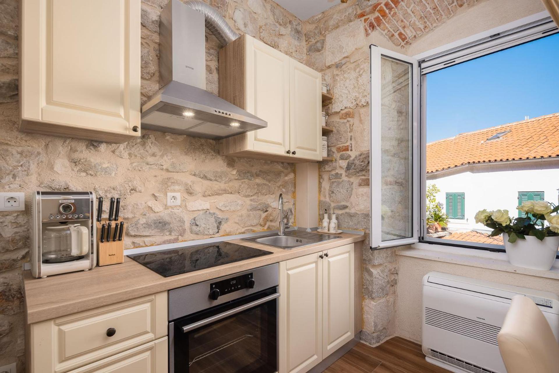 Penzion Luxury & - Riva & Sea View In Diocletian Palace