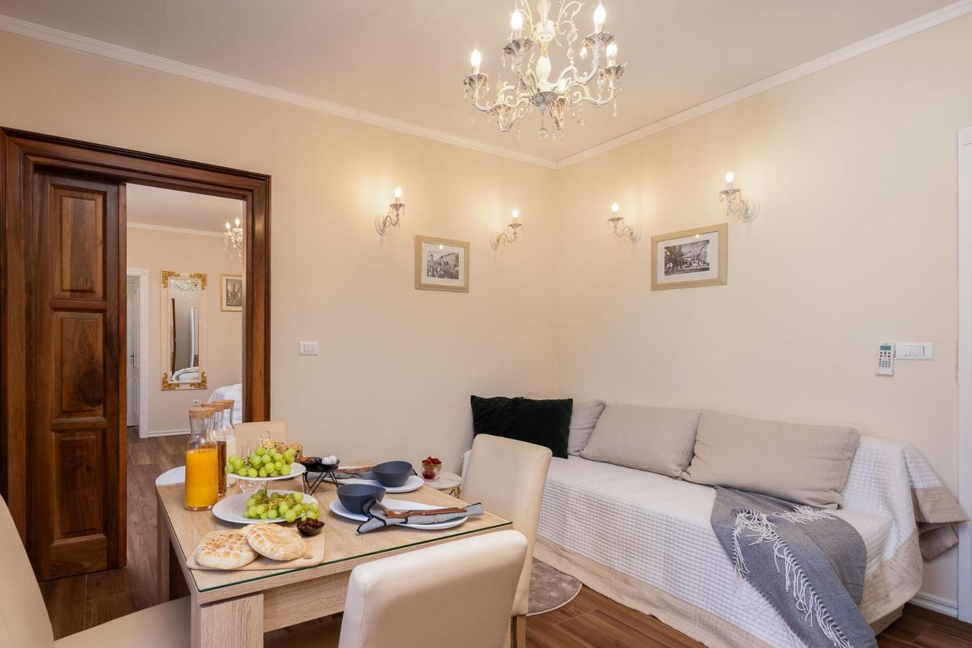 Penzion Luxury & - Riva & Sea View In Diocletian Palace Split