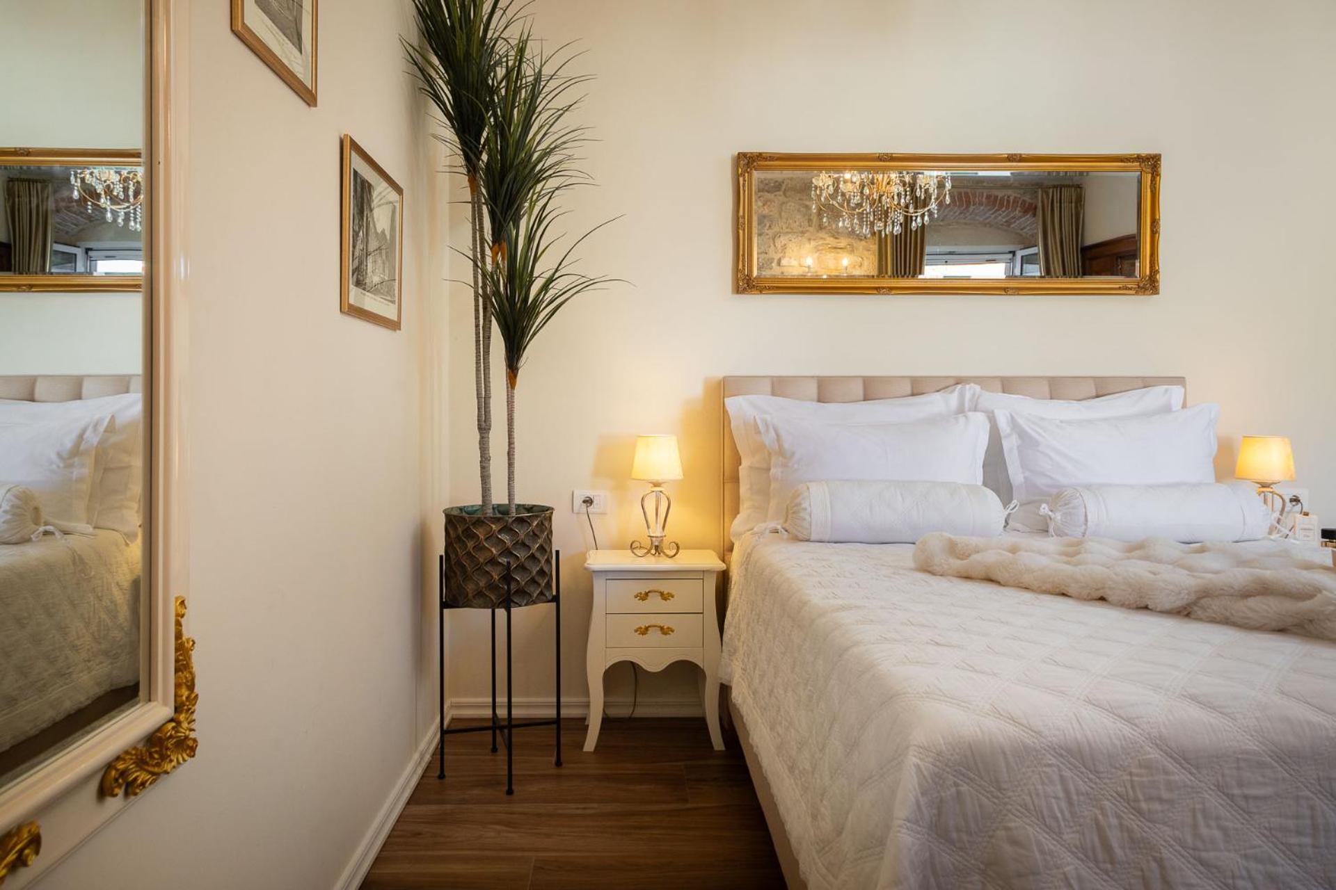 Luxury & - Riva & Sea View In Diocletian Palace Penzion Split