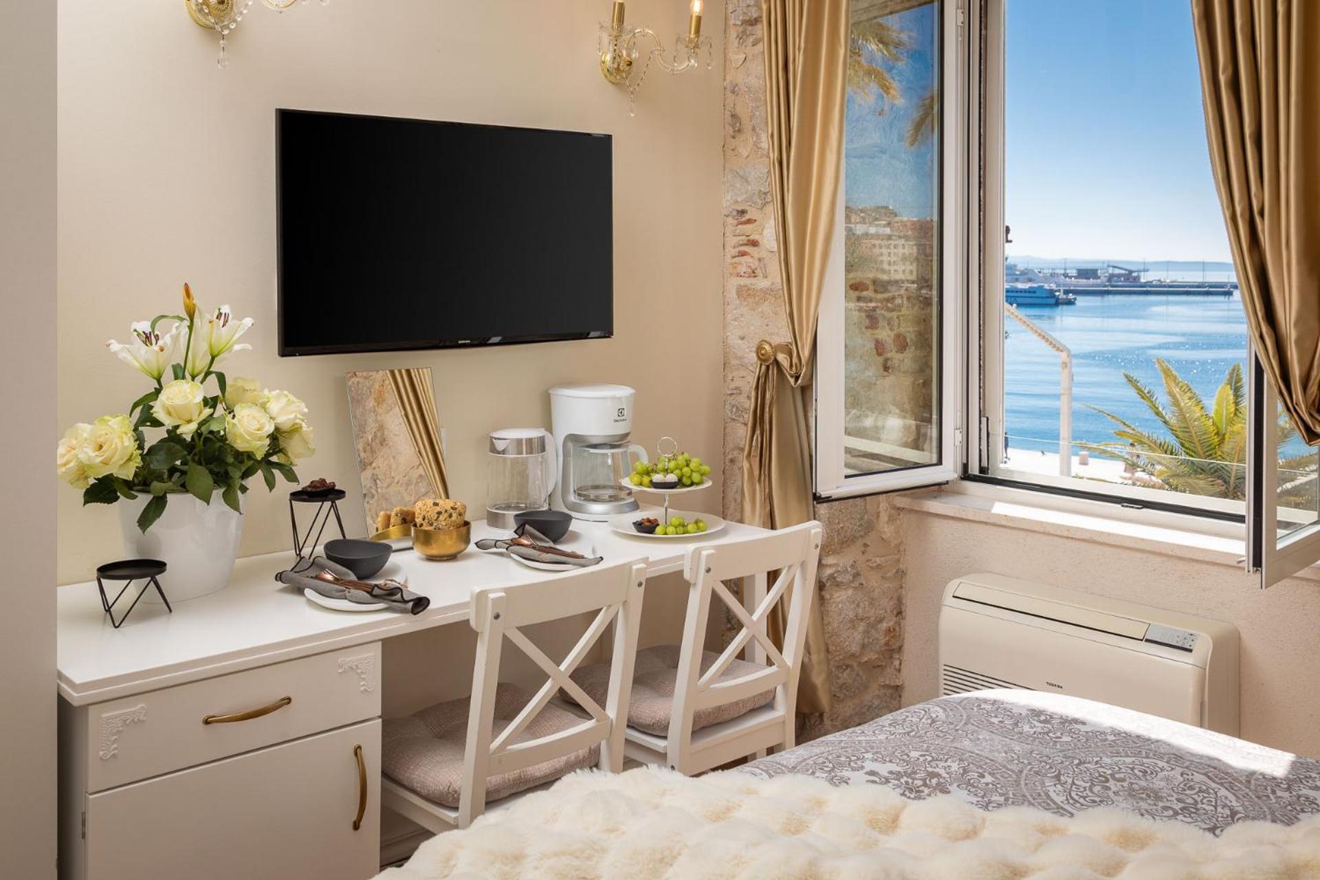 Luxury & - Riva & Sea View In Diocletian Palace Penzion Split