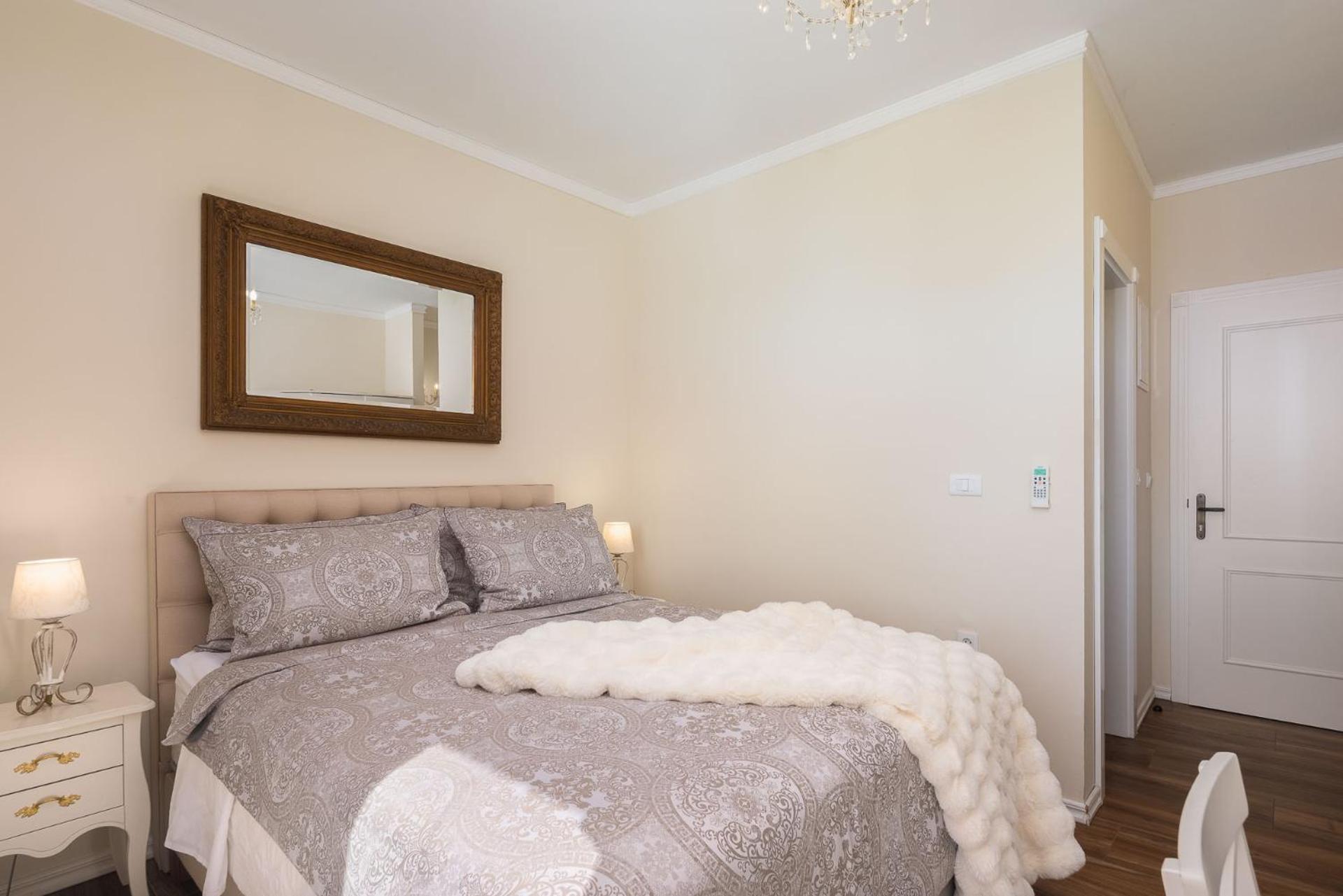 Penzion Luxury & - Riva & Sea View In Diocletian Palace Split