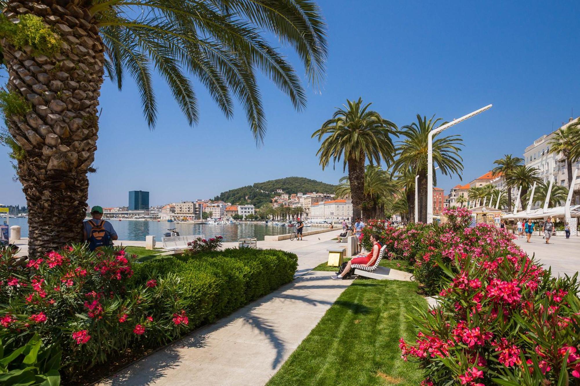 Penzion Luxury & - Riva & Sea View In Diocletian Palace *
