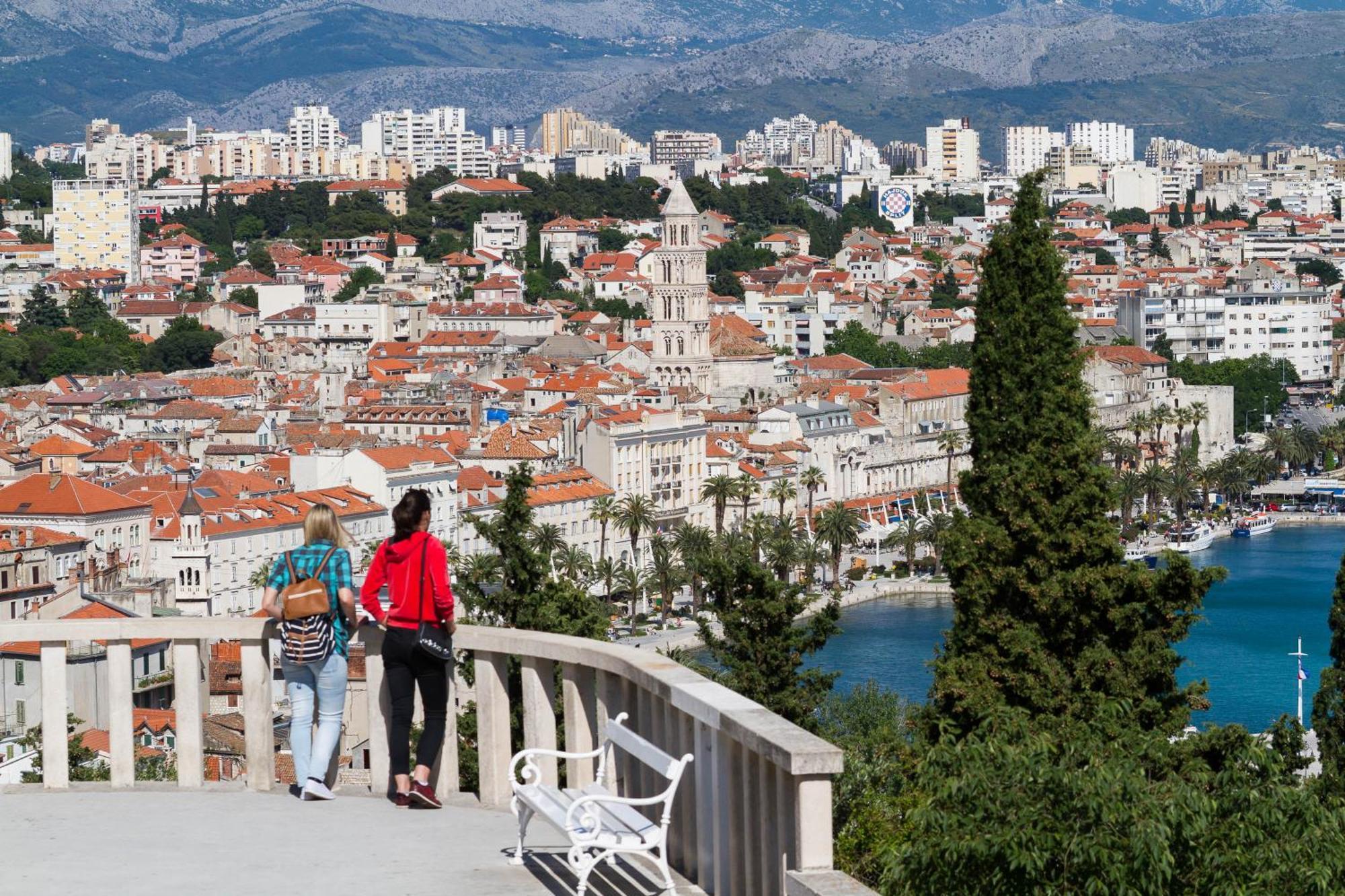 Luxury & - Riva & Sea View In Diocletian Palace Split